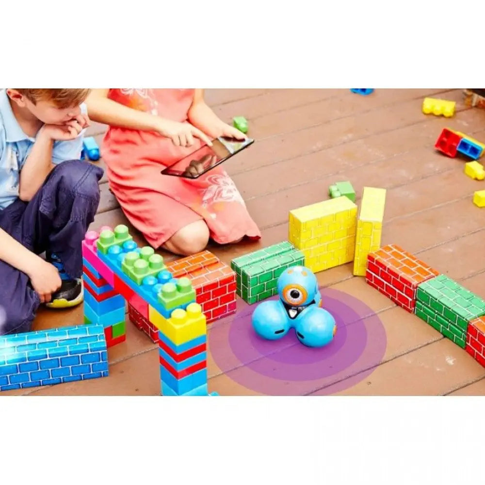 Wonder Workshop Dash Robot – STEM Coding Toy for Kids 6+ | Programmable Educational Robot
