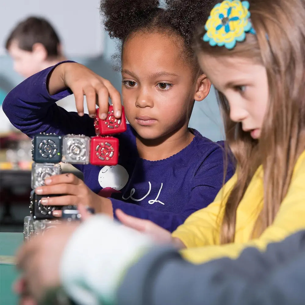 Modular Robotics Inverse Cubelet - STEM Robotics Sensor Block - Signal Inversion Logic Block - Modular Building Robot, No Code Coding Toy &amp; STEM Learning  for Kids | Ages 4+ (46×46×46 mm)
